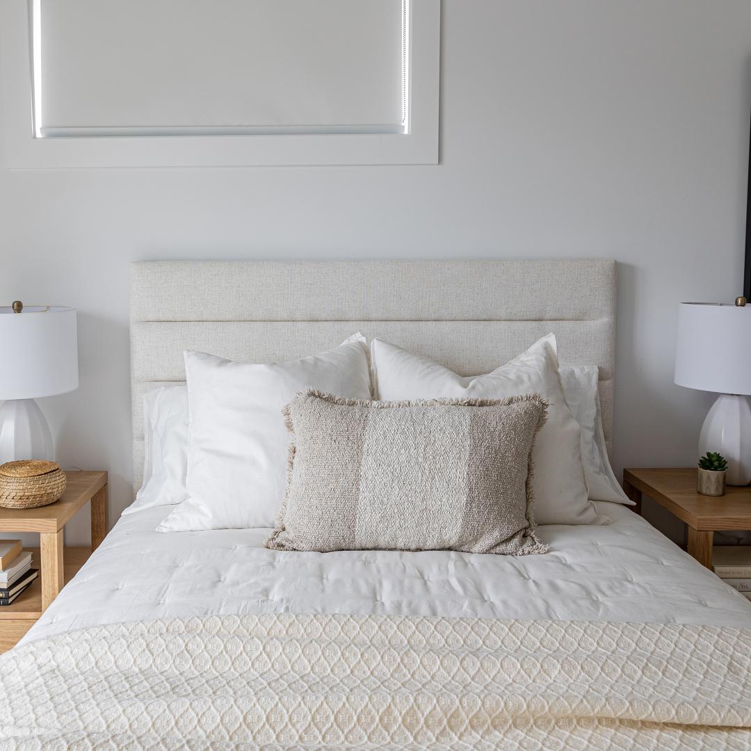 Cama doble alta Justin con almacenaje - Crema