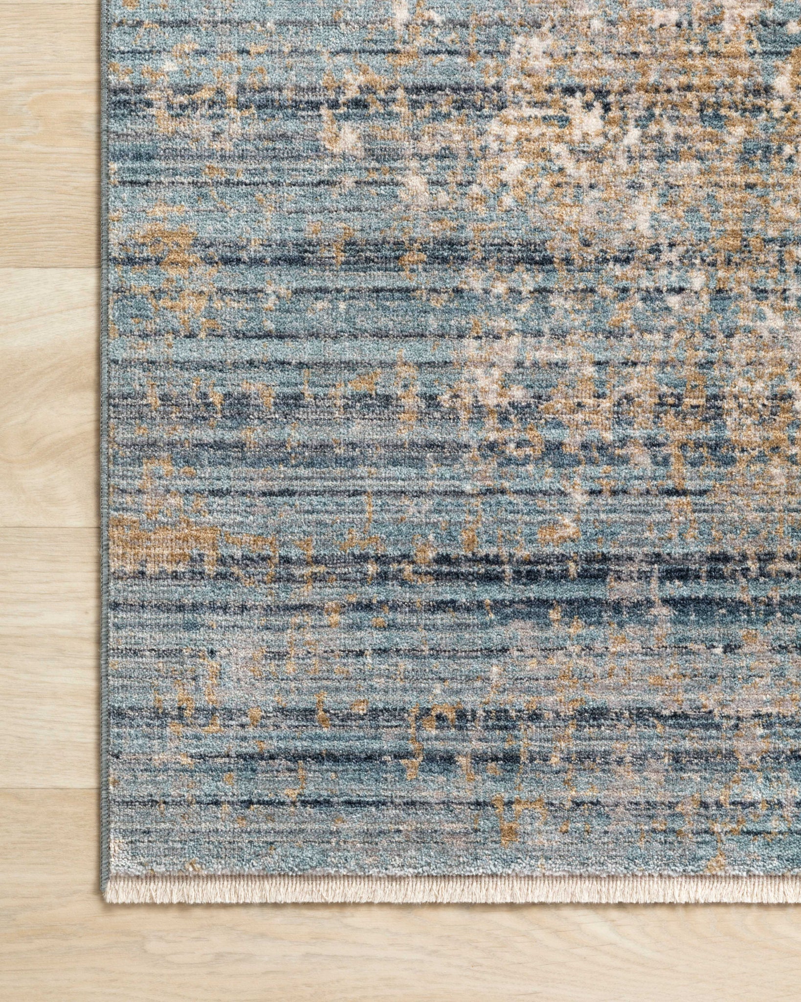 Claire Neutral / Sea shown from a different angle to reveal its pattern.