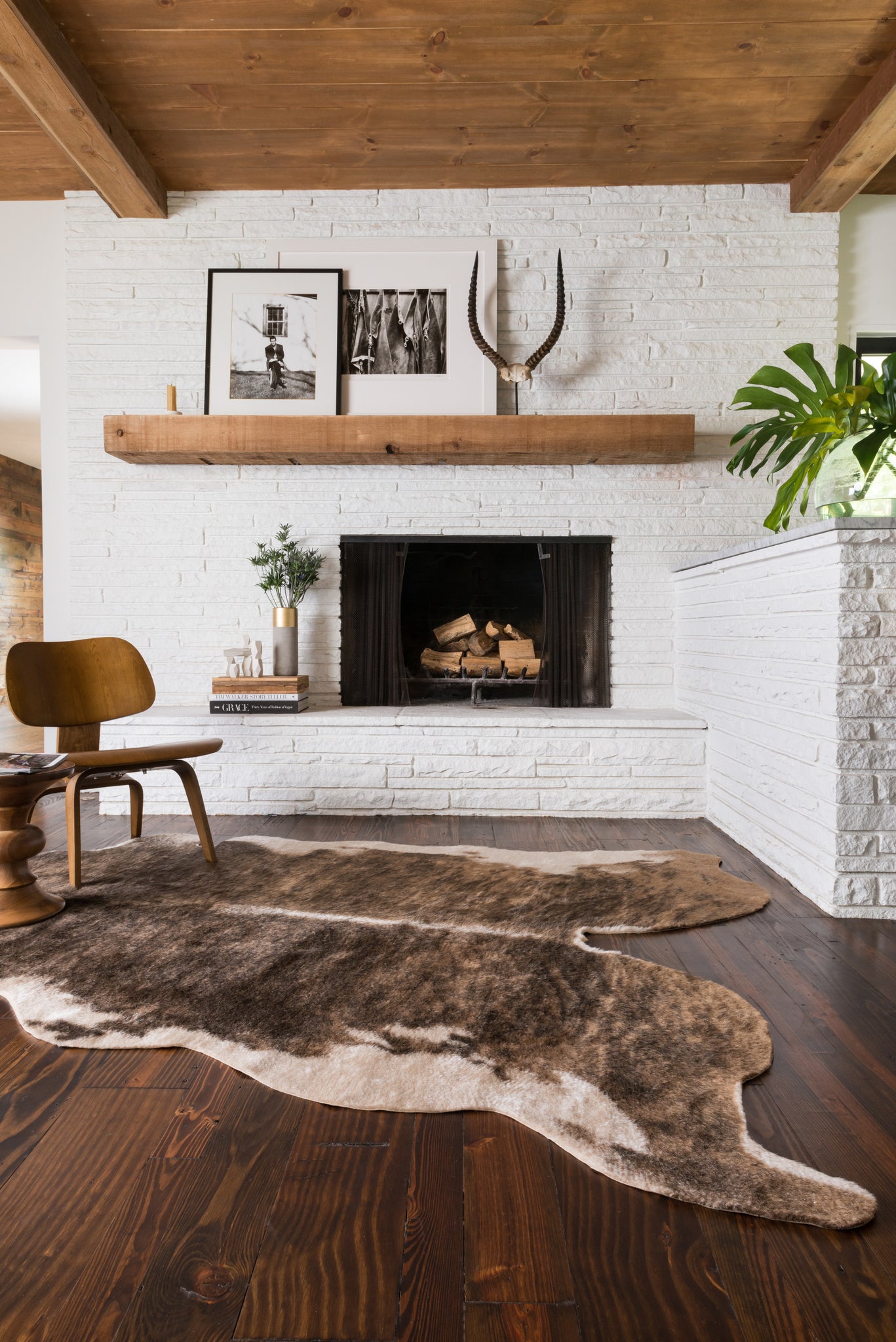 front view of Grand Canyon Camel / Beige luxury Rug