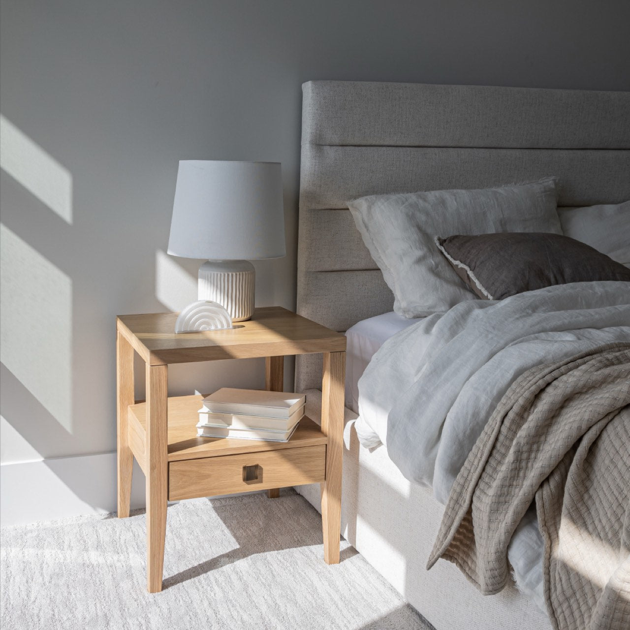 Cama doble alta Justin con almacenaje - Crema