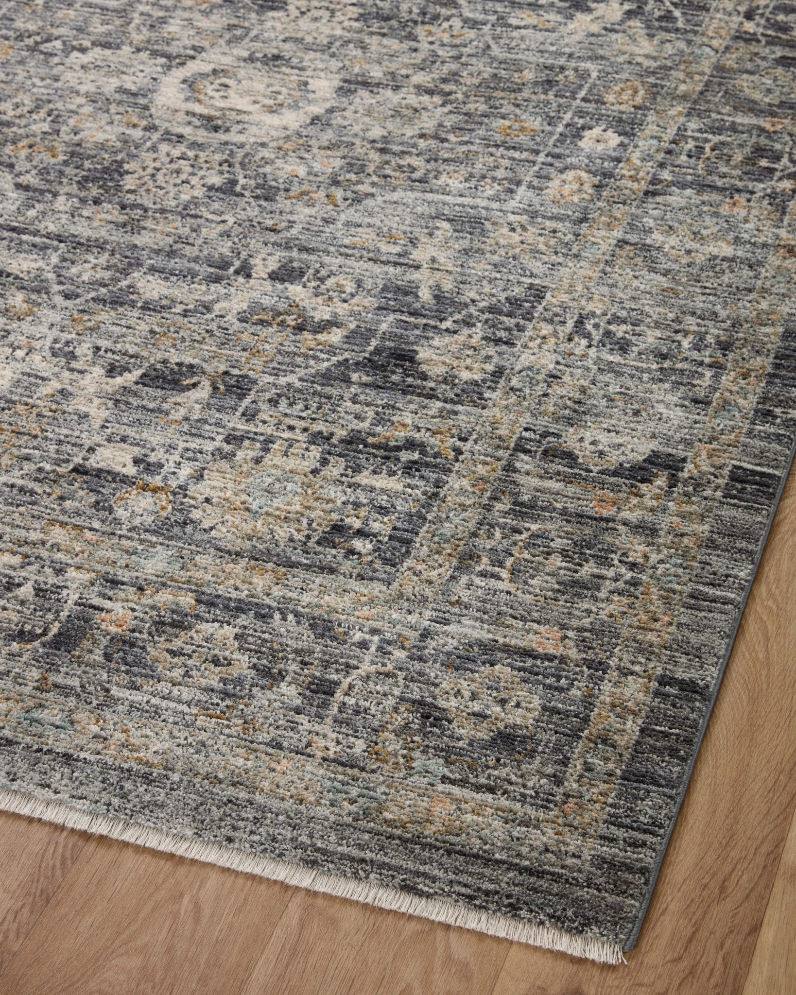 Katherine Midnight / Tobacco shown from another angle.