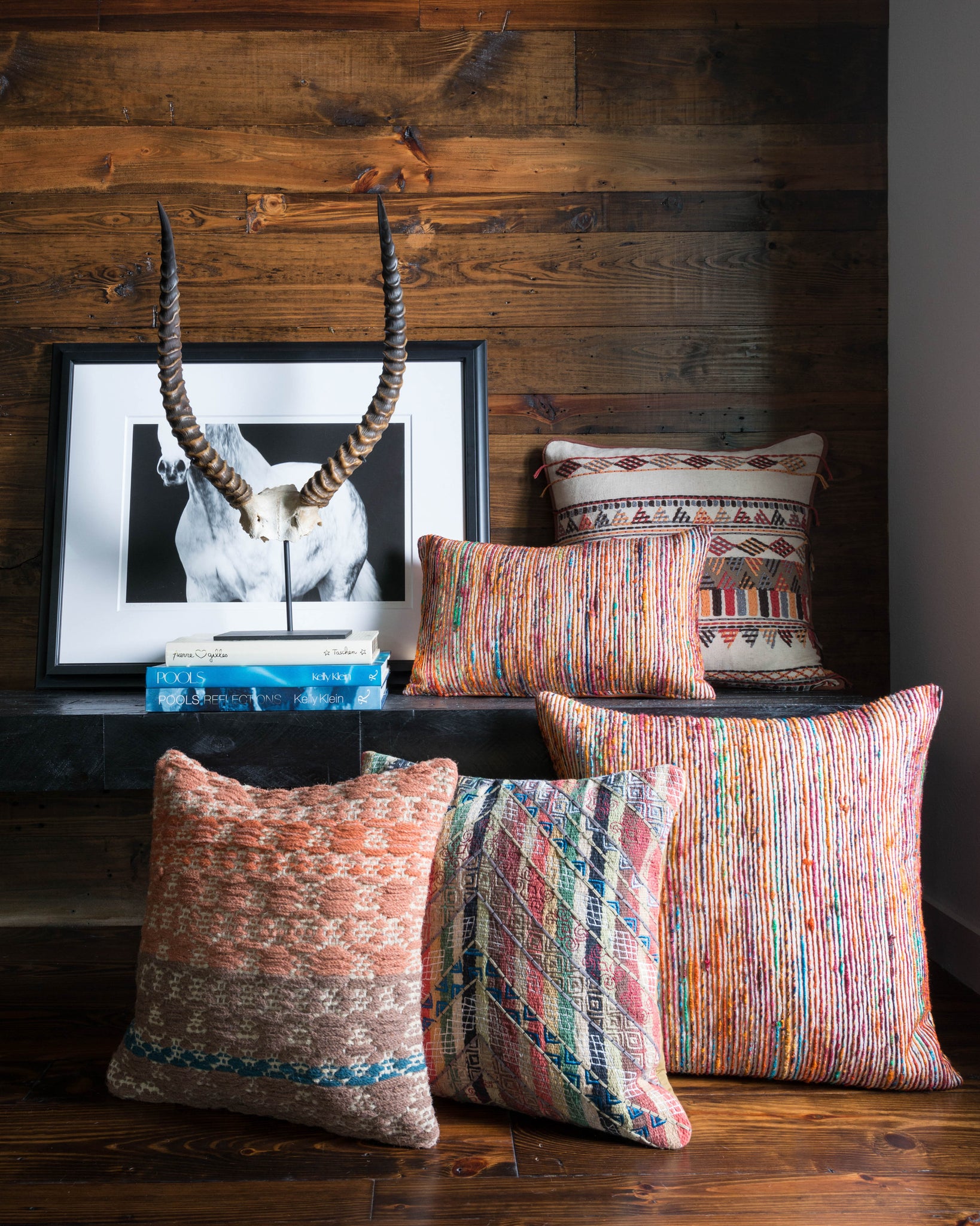 Rust / Multi Pillow - Roomscene #1 (V)
