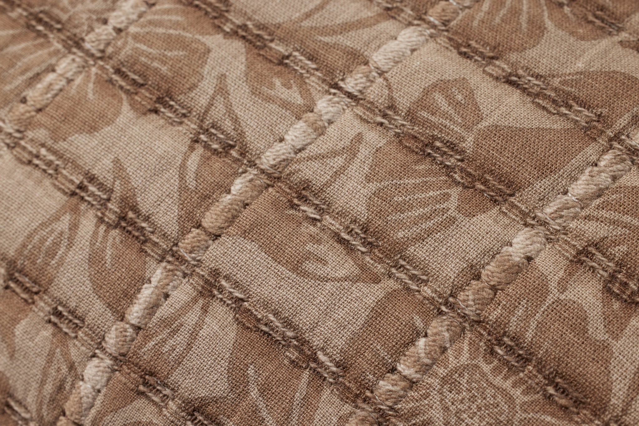 Cinnamon Pillow - Macro Detail (H)