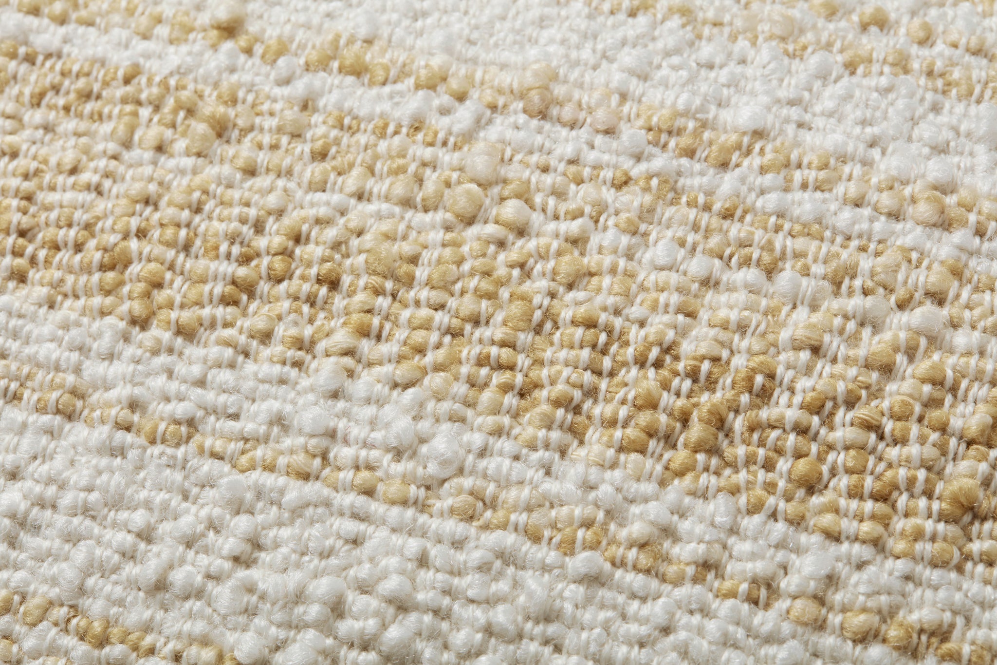 Gold / Ivory Pillow - Macro Detail (H)