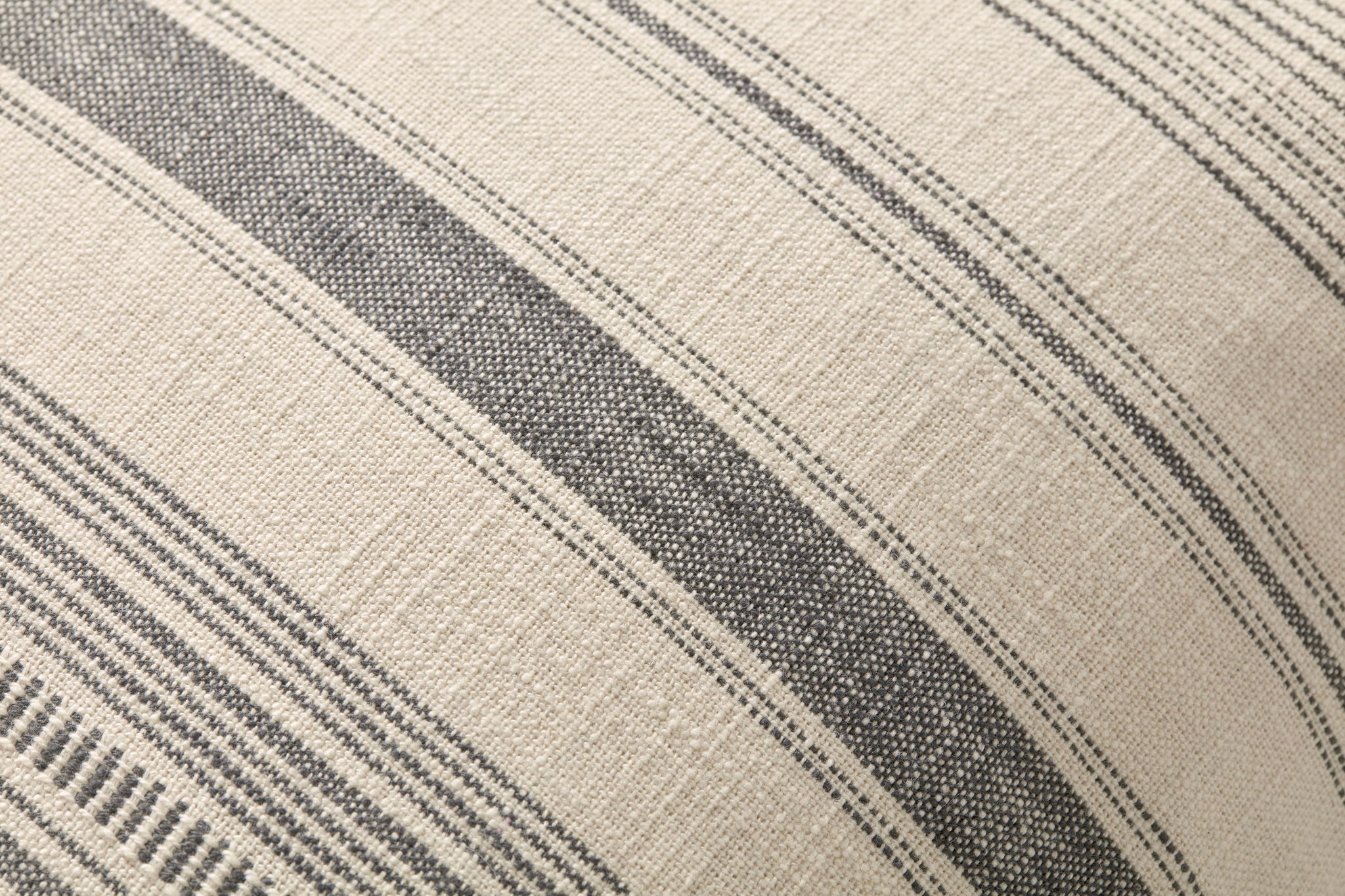 Celina Ivory / Grey Pillow - Macro Detail (H)