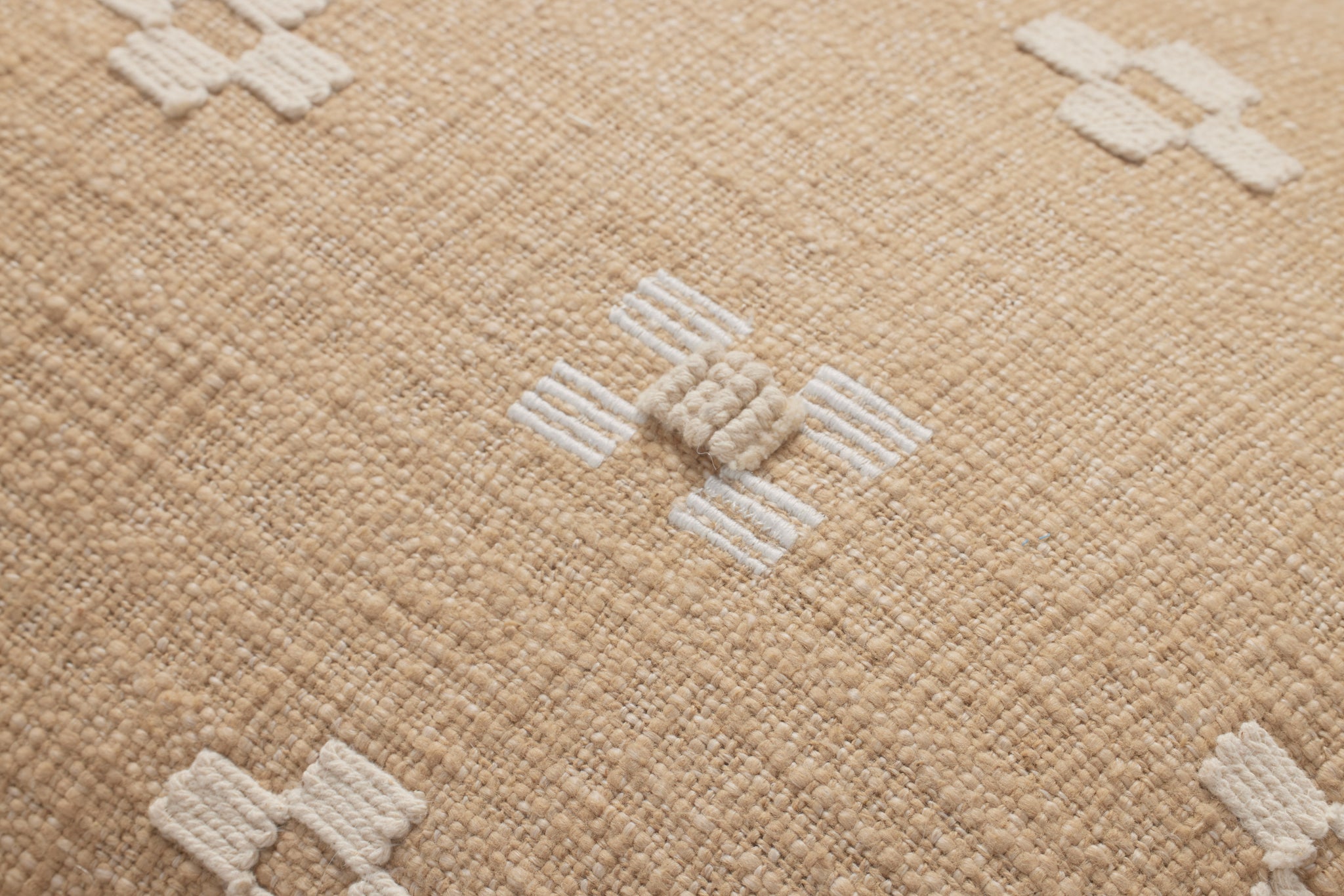 Natural Pillow - Macro Detail (H)