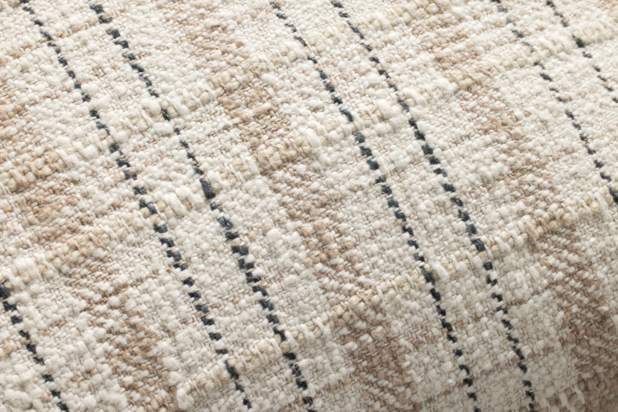 Cricket Beige / Black Pillow - Macro Detail (H)