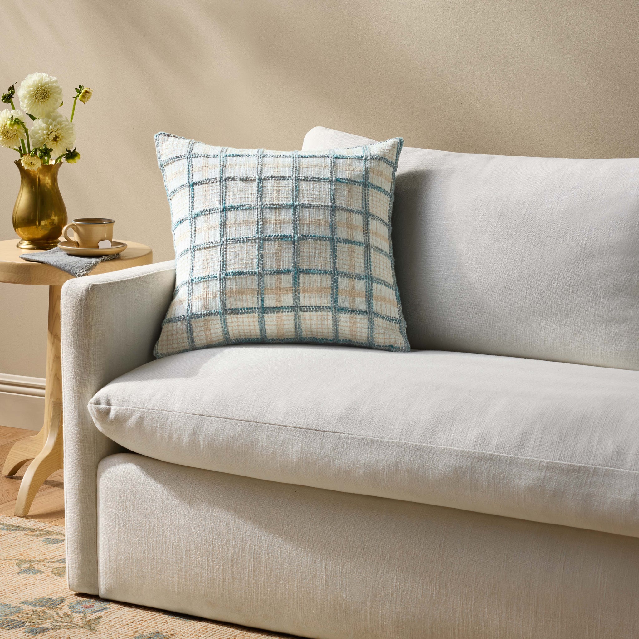Norman Ivory / Blue Pillow - Roomscene #2 (H)