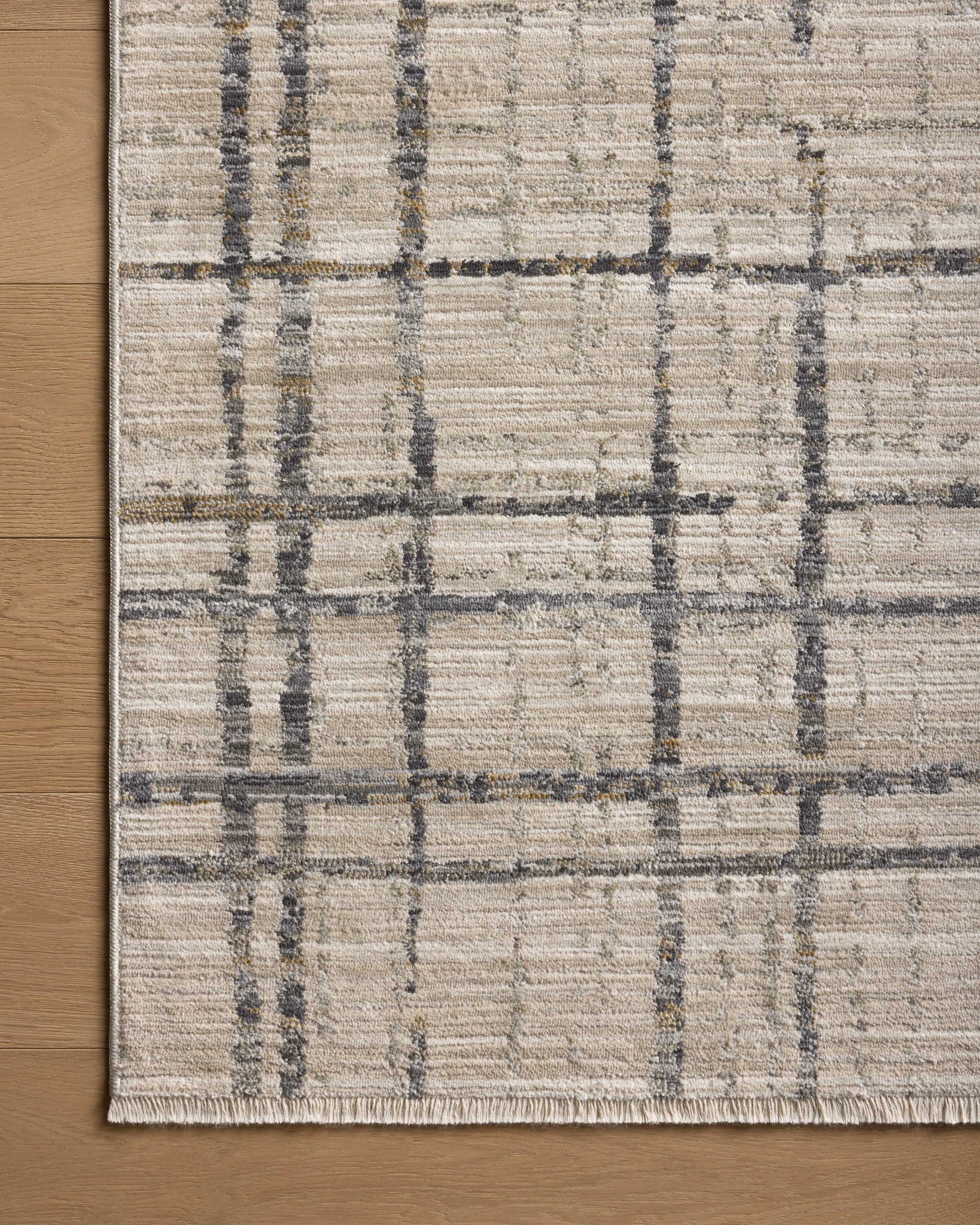 Wade Beige / Midnight - Corner on Wood (V)