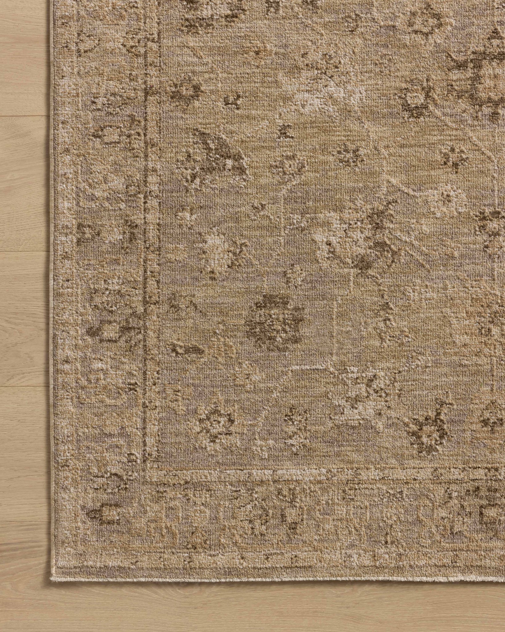 Willa Taupe / Natural - Corner on Wood (V)
