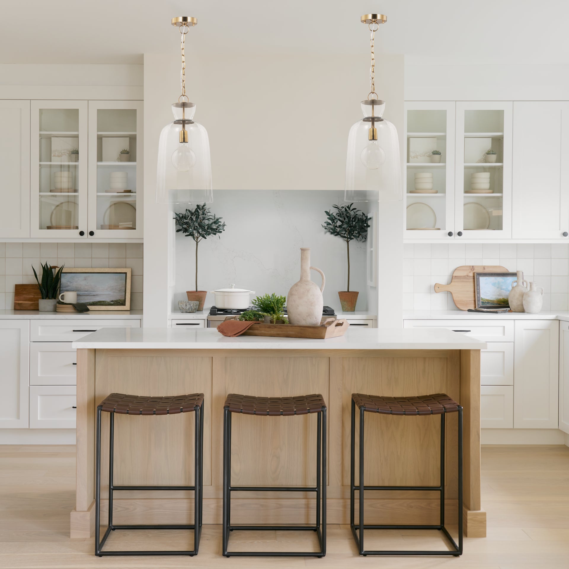 Sadah Tall Clear Blown Glass w/ Gold Metal Pendant Light