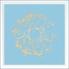 38.75 × 38.75 in – Azul claro, pan de oro