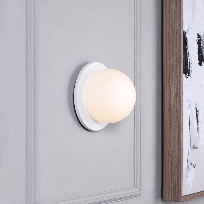 side view of Raquel luxury Lighting