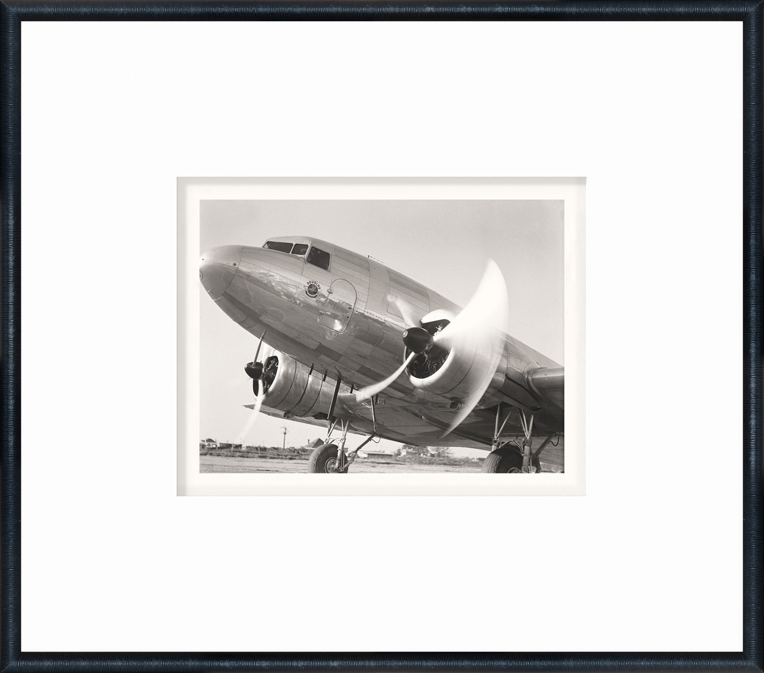 angle view of NOSTALGIA COLLECTION – DOUGLAS DC 3 C. 1940 luxury Artwork