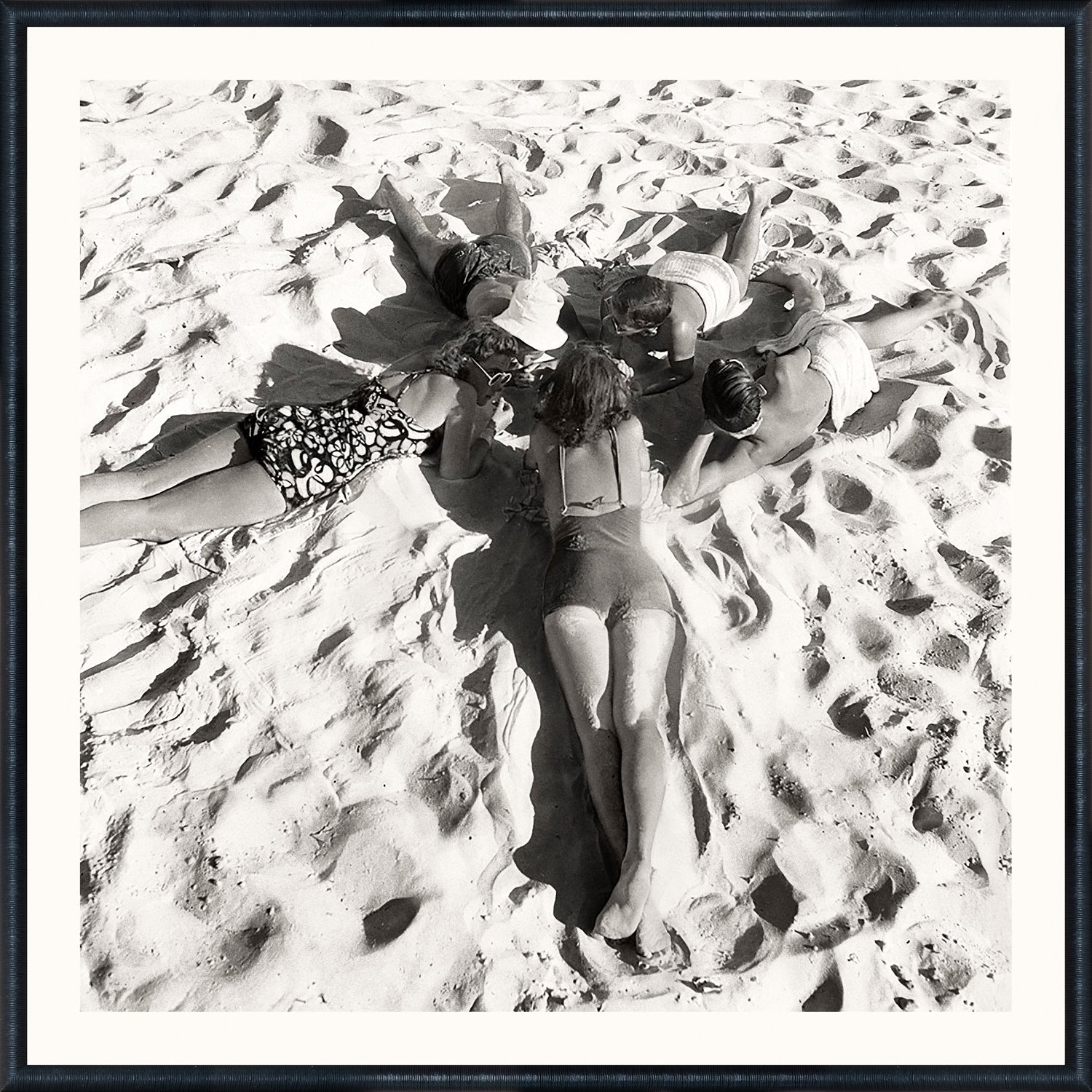 front view of NOSTALGIA COLLECTION – BEACH MEETING C. 1950 luxury Artwork