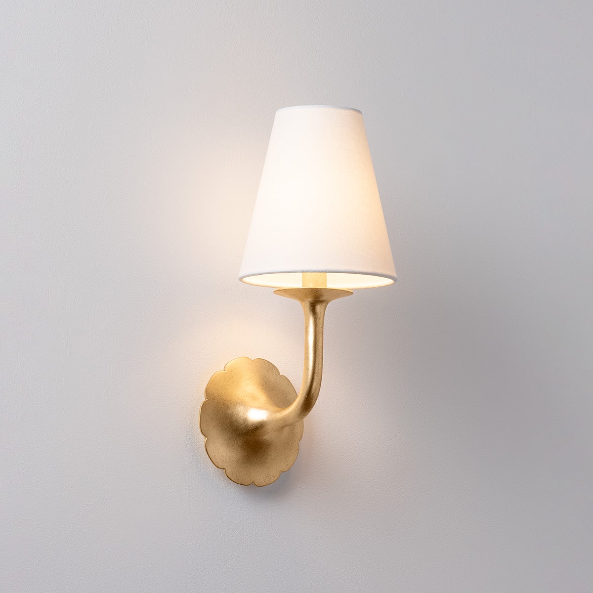 Winnipeg Wall Sconce - Alt [2801-VGL]