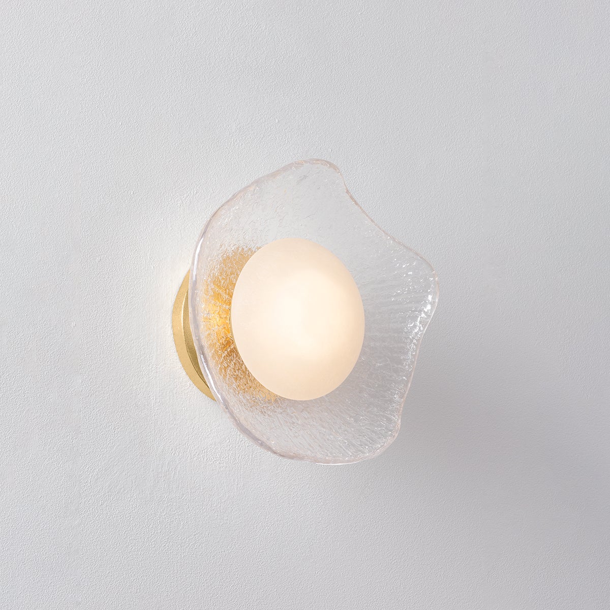 Almandine Wall Sconce - Alt [485-01-VGL]