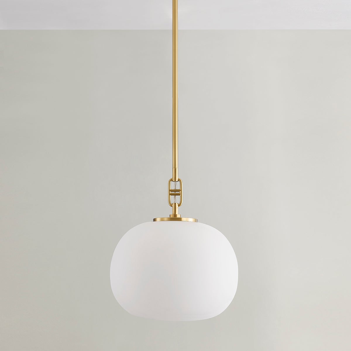 Ingels Pendant 11"