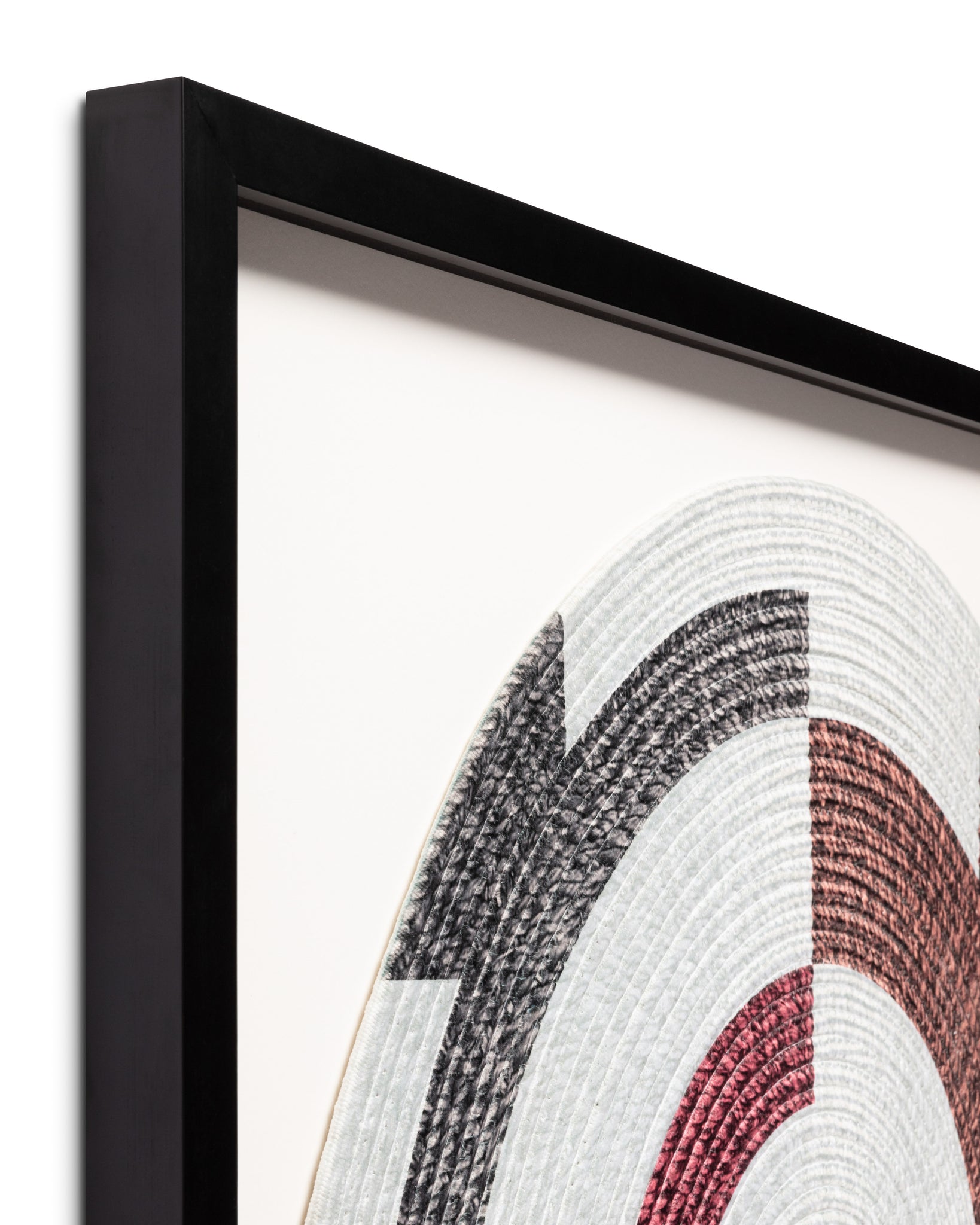 angle view of Cirque Ivory / Multi luxury Artwork
