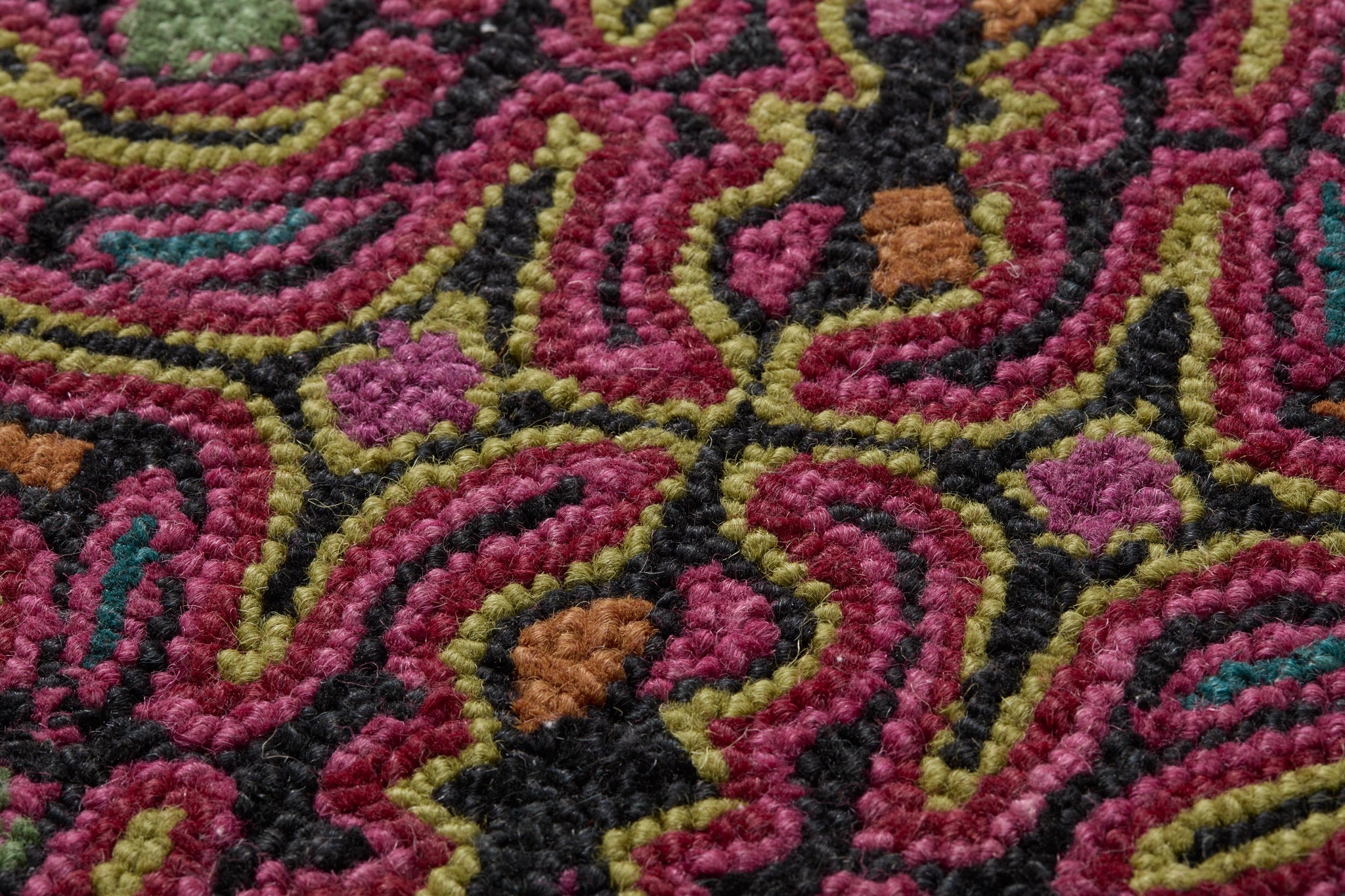 side view of Cattleya Multi / Black luxury Artwork