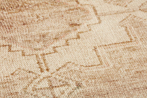 Florence Ivory / Beige Rug Art - Macro Detail (H)