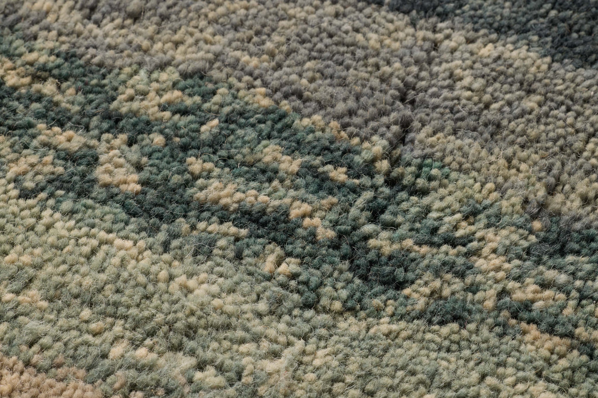 Atlantico Blue / Black Rug Art - Macro Detail (H)