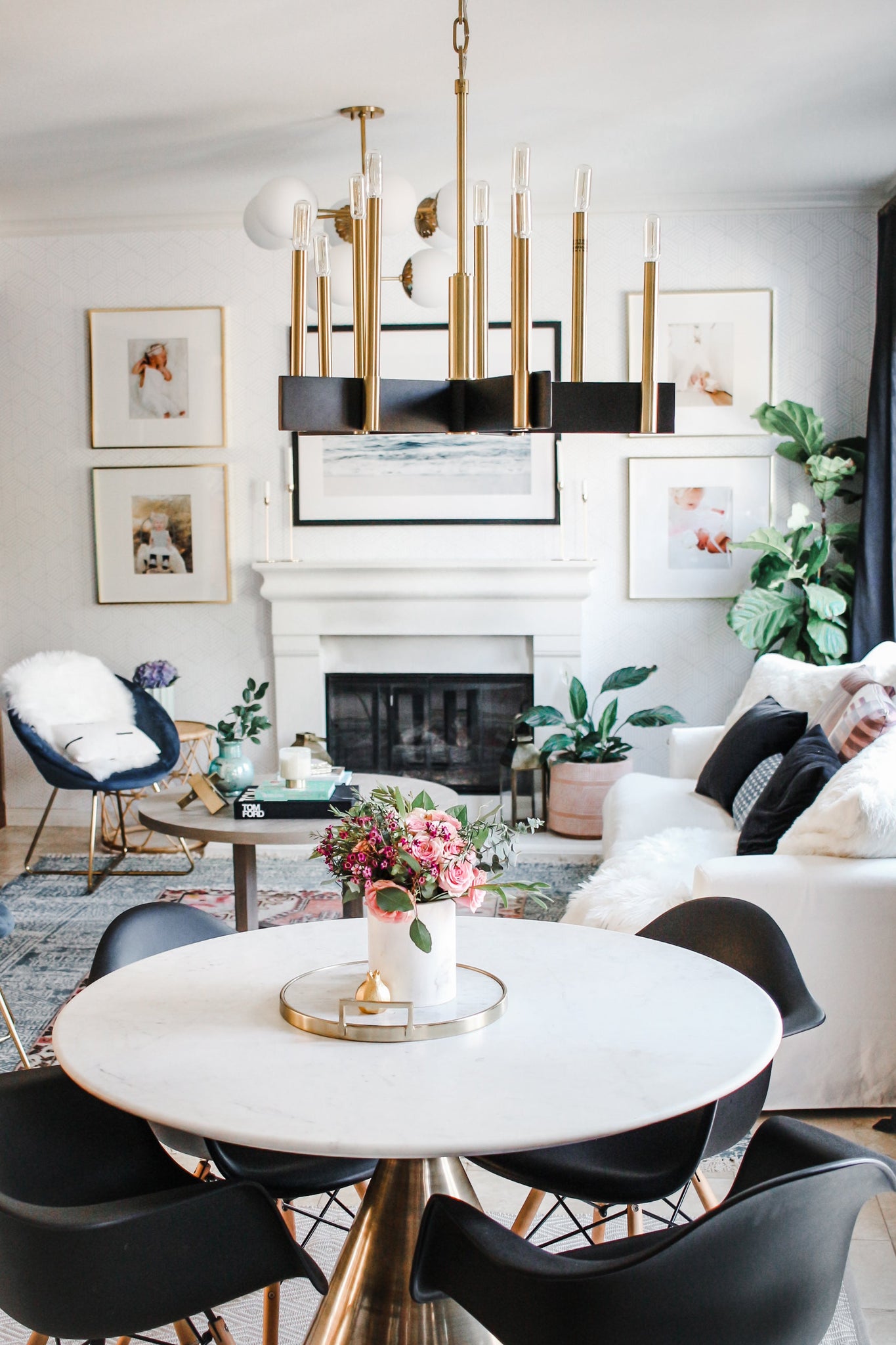 Abrams Chandelier 24.75" - Lifestyle [8825-AGB]