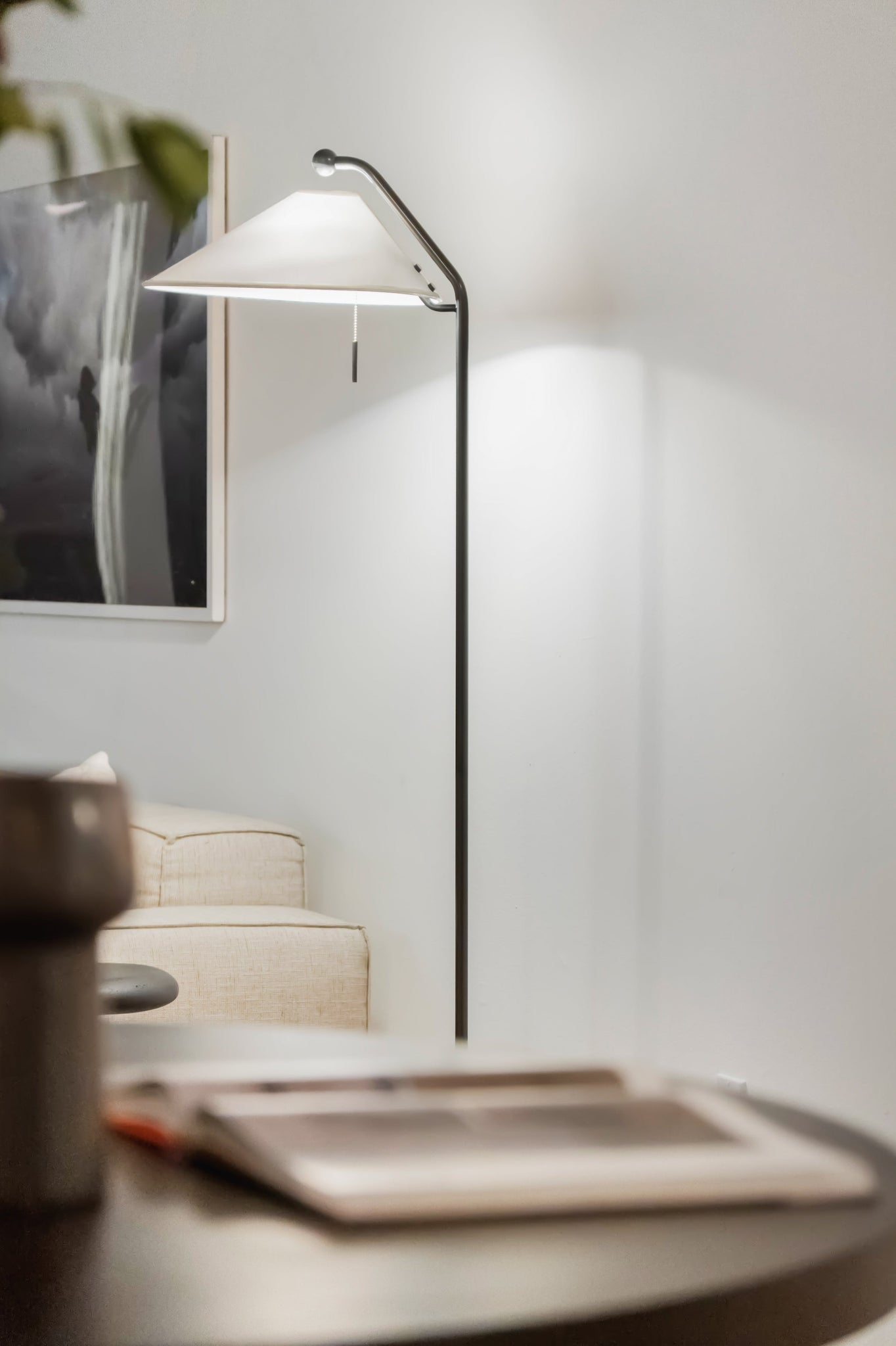 Aisa Floor Lamp - Lifestyle [HL647401-OB]