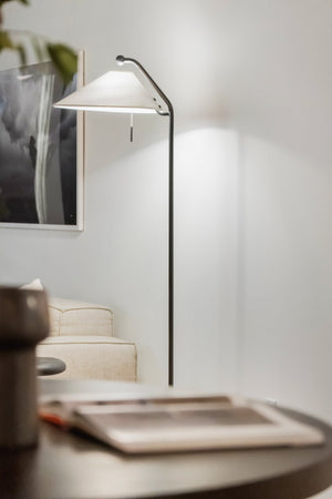 Aisa Floor Lamp - Lifestyle [HL647401-OB]
