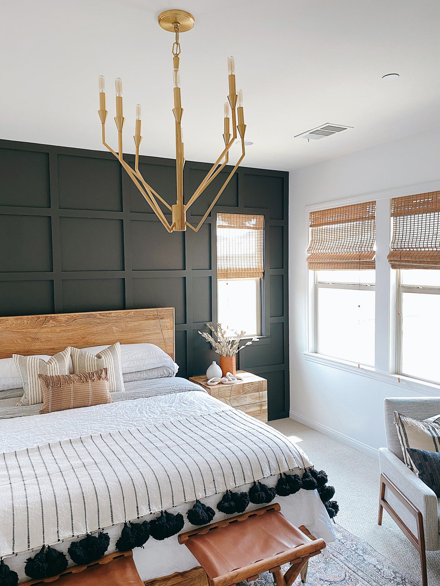 Archie Chandelier 25.25" - Lifestyle [8508-AGB]