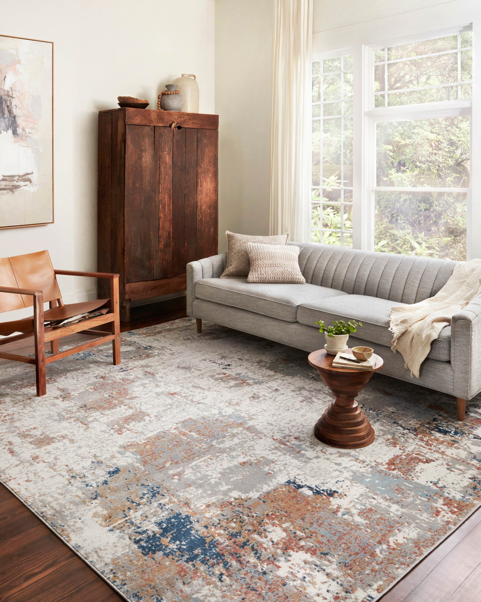 angle view of Bianca Ivory / Multi luxury Rug