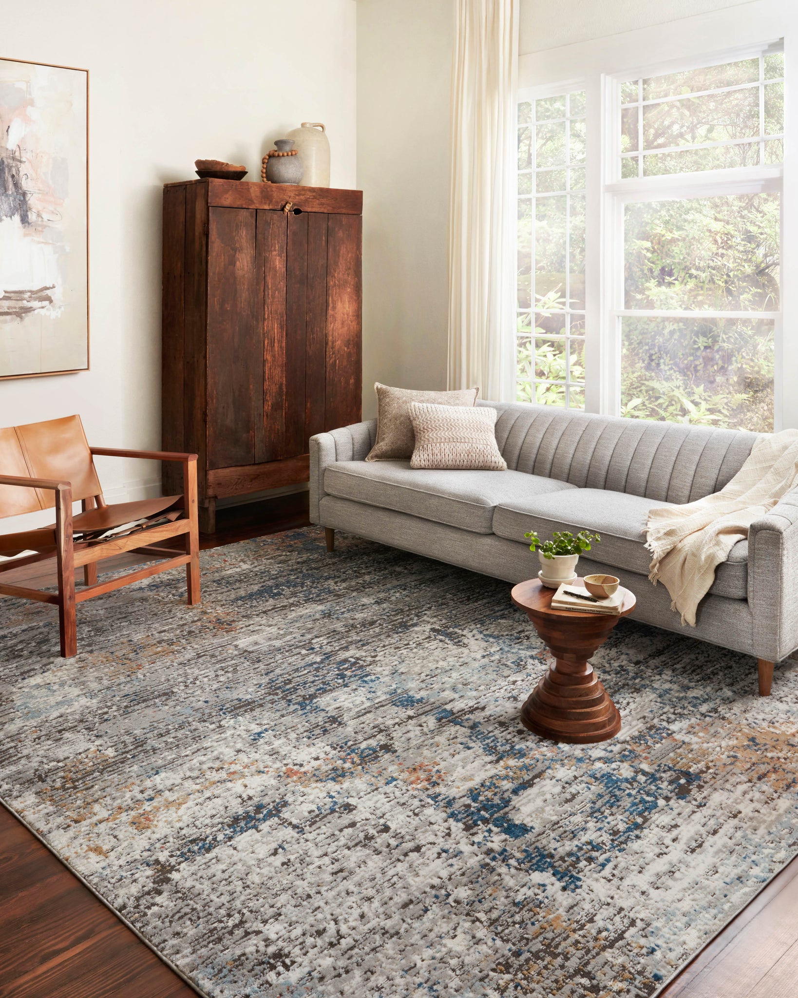 angle view of Bianca Granite / Multi luxury Rug