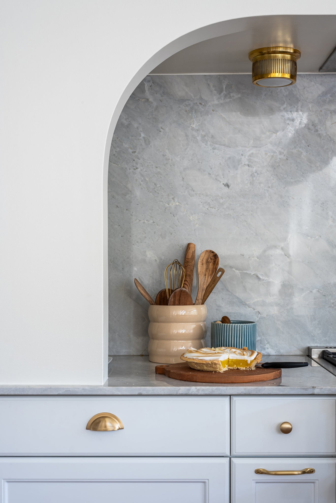 Bangor Flush Mount - Lifestyle [1440-AGB]