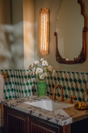 Carnelian Wall Sconce - Lifestyle [462-01-VB]