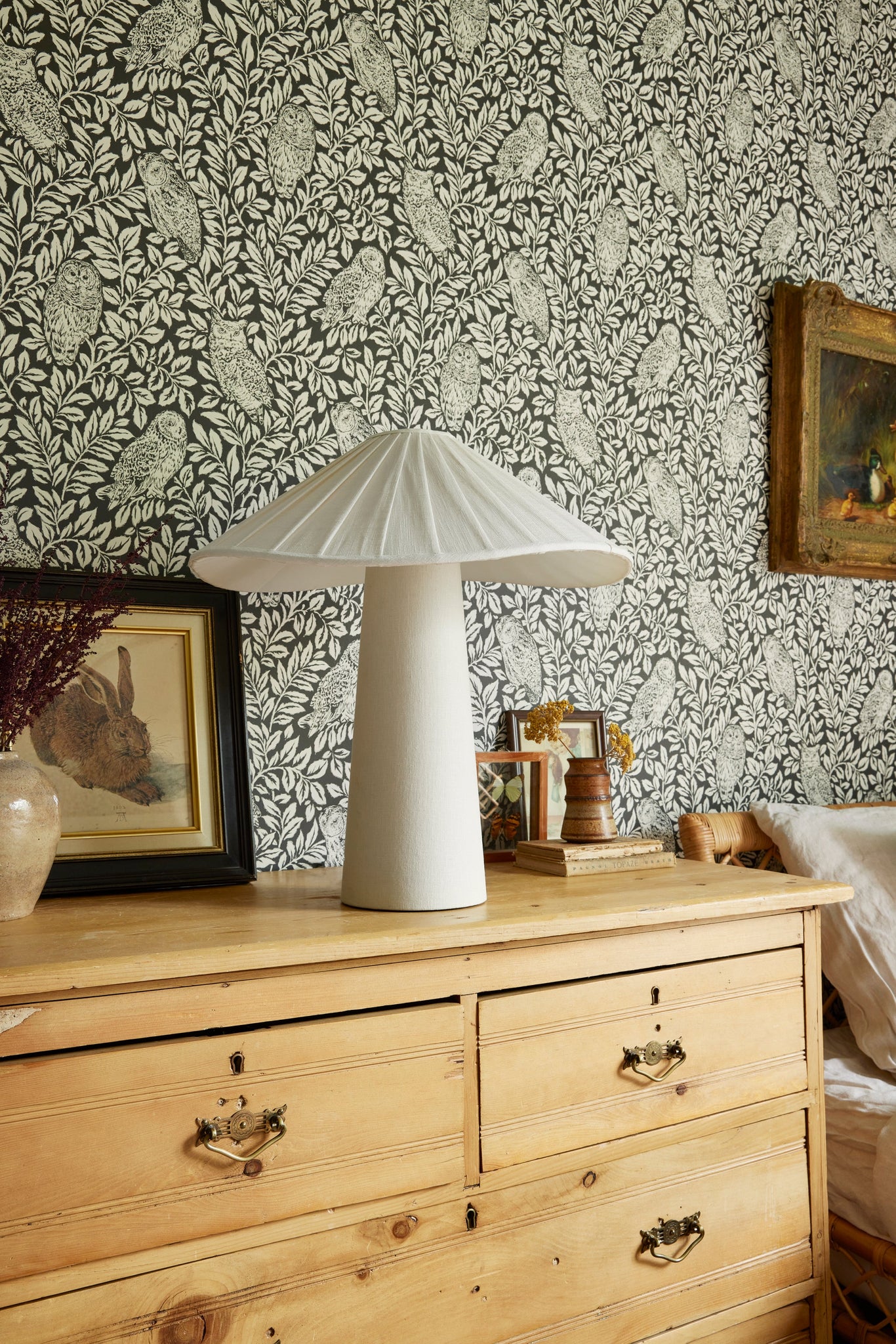 Chanterelle Table Lamp - Lifestyle [PTL1419-PBR]