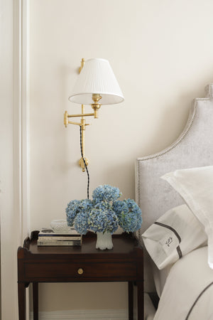 Classic No.1 Plug-In Sconce - Lifestyle [MDS104-AGB]