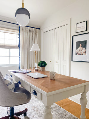 Classic No.1 Table Lamp - Lifestyle [MDSL107-AGB]