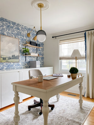 Classic No.1 Table Lamp - Lifestyle [MDSL107-AGB]