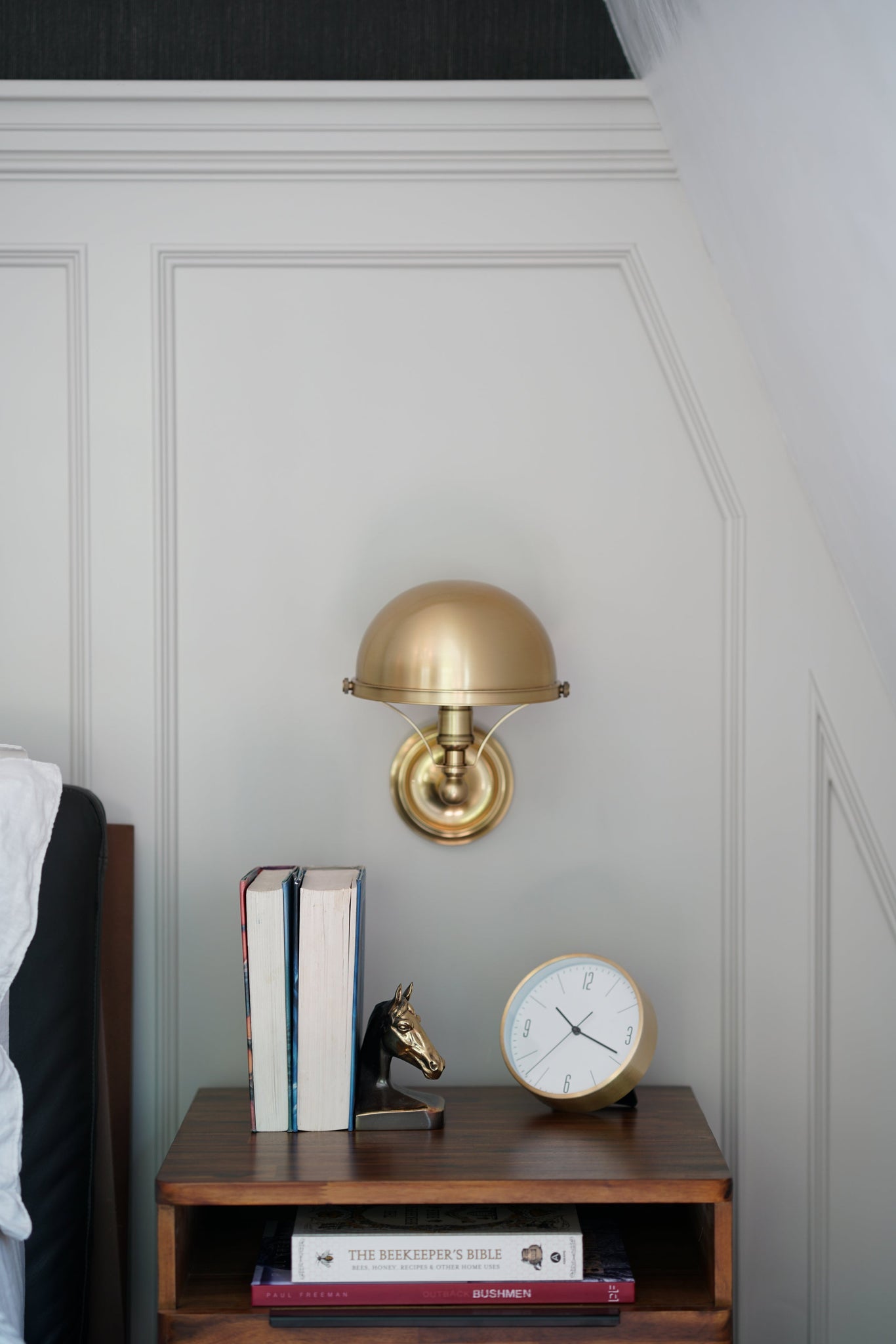 Covington Wall Sconce - Lifestyle [521-AGB]