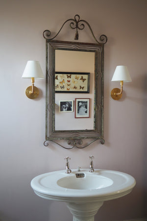 Curves No.1 Wall Sconce - Lifestyle [MDS500-AGB]