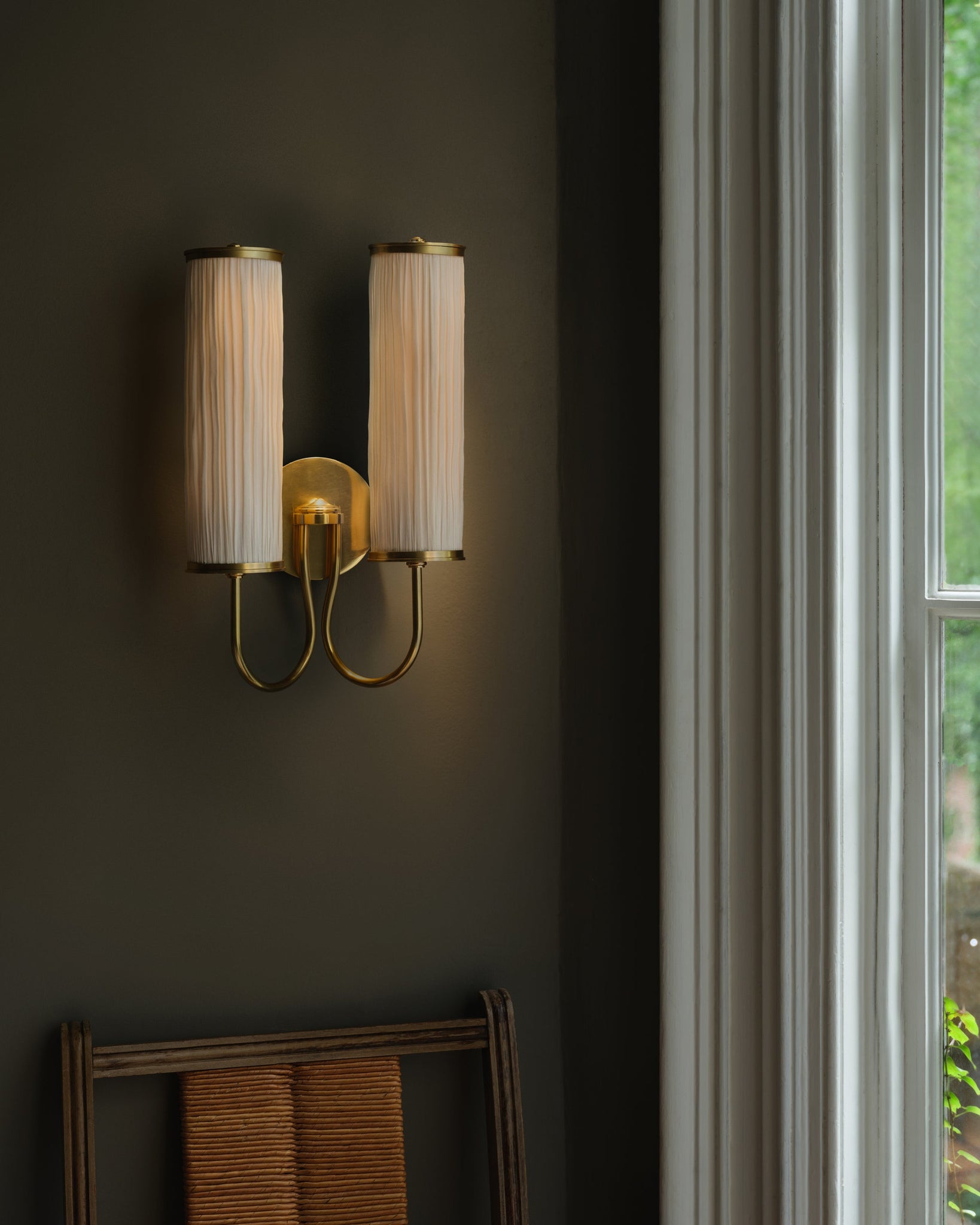Elaine Wall Sconce - Lifestyle [AH5017-AGB]