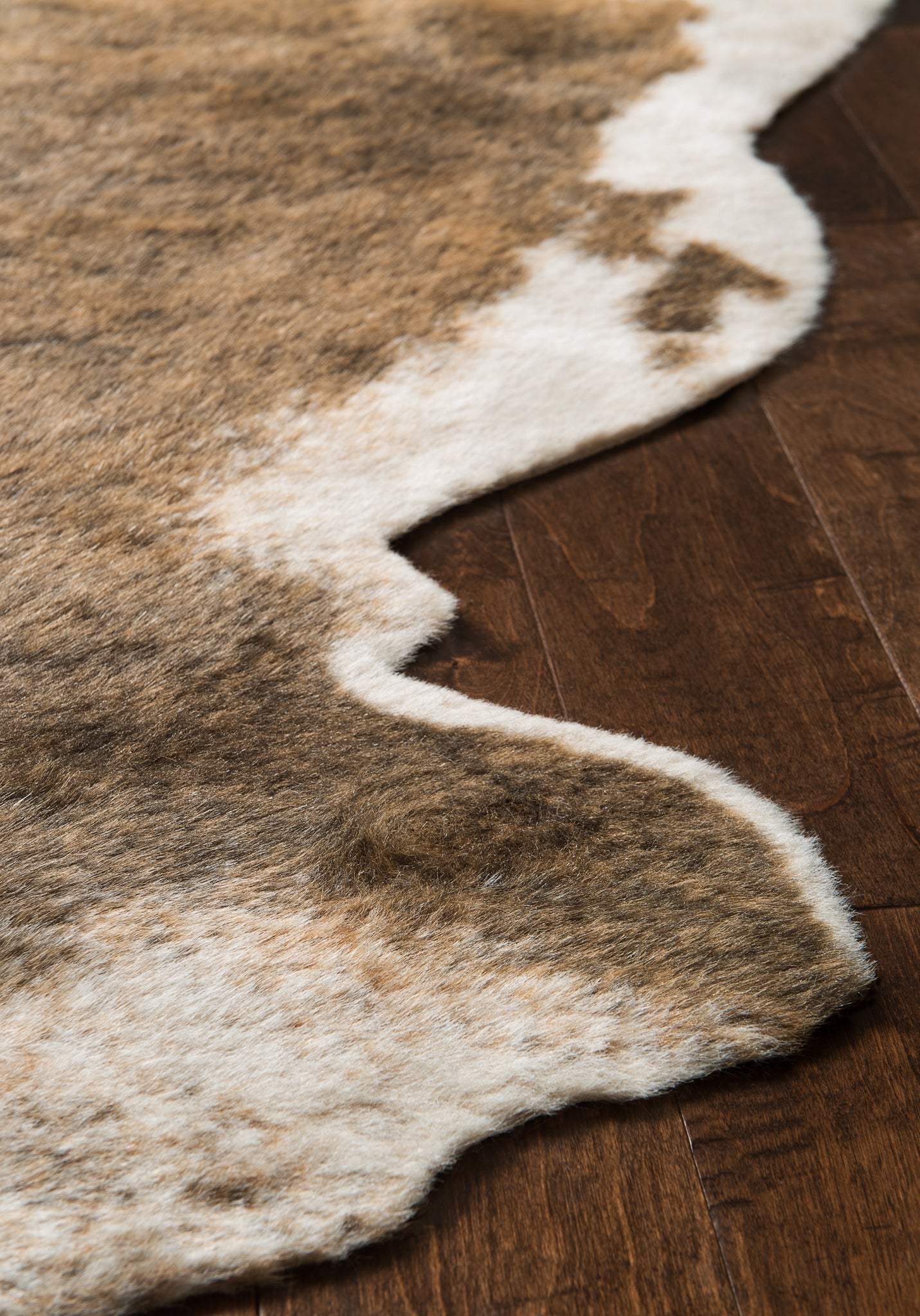angle view of Grand Canyon Camel / Beige luxury Rug