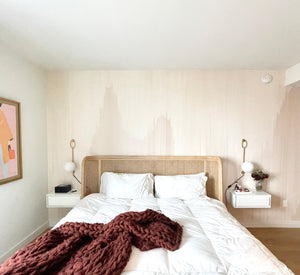 Gina Plug-In Sconce - Lifestyle [HL290101-AGB]