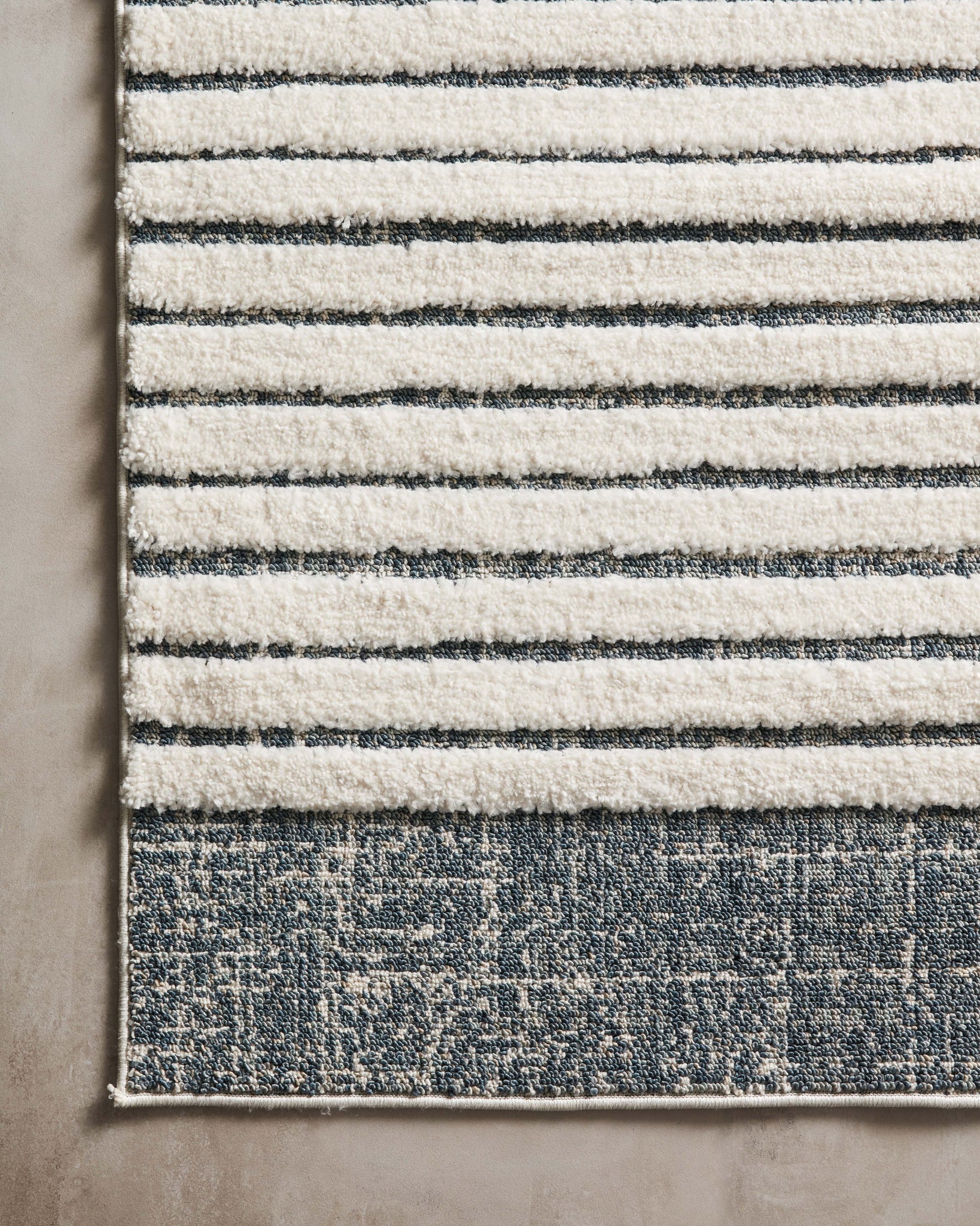 lifestyle view of Hagen White / Ocean luxury Rug