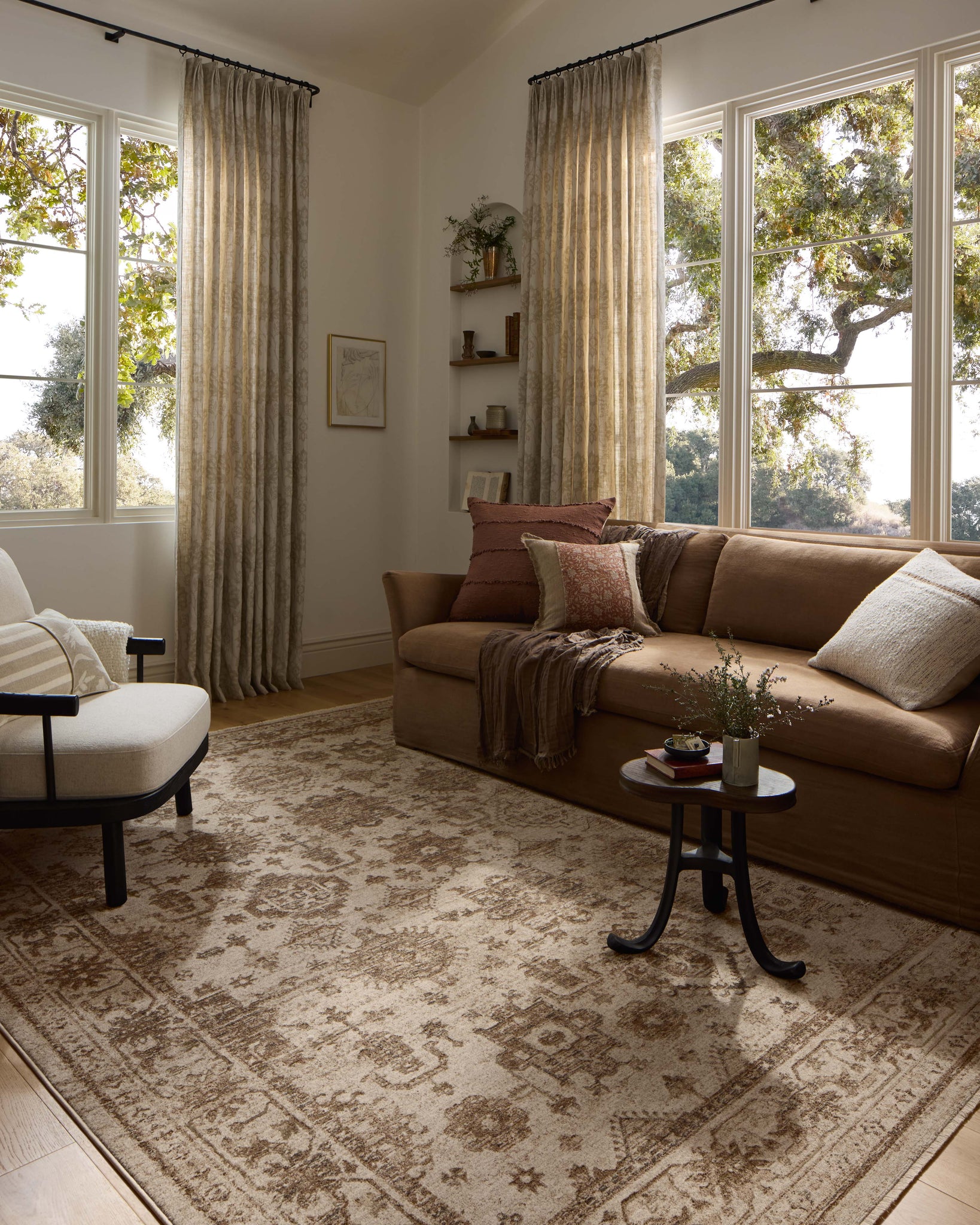 Haywood Ivory / Taupe shown from another angle.