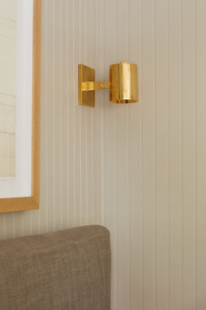 Highgrove Wall Sconce - Lifestyle [MDS1700-AGB]