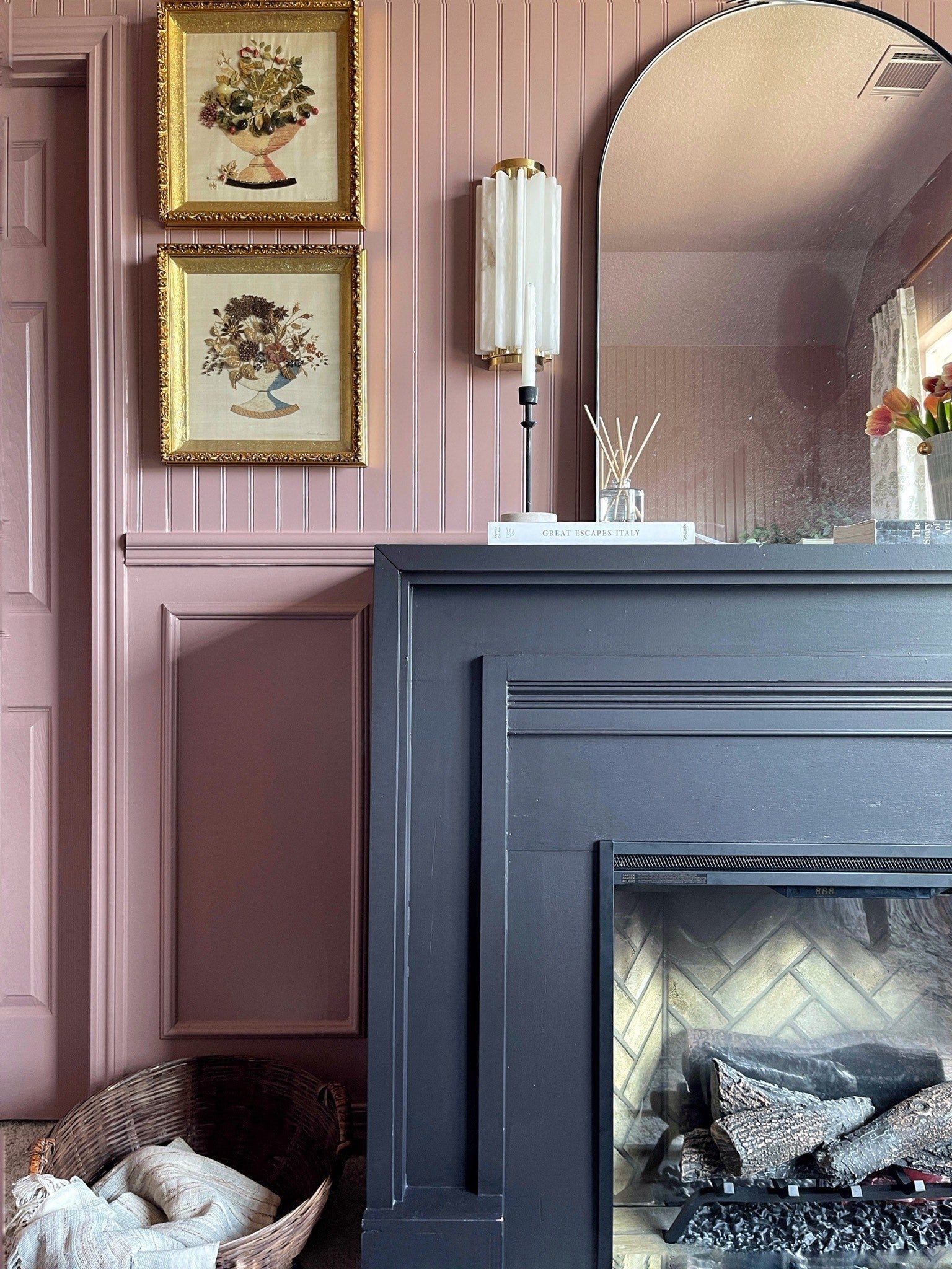 Hillside Wall Sconce 6" x 13.5" - Lifestyle [6013-AGB]