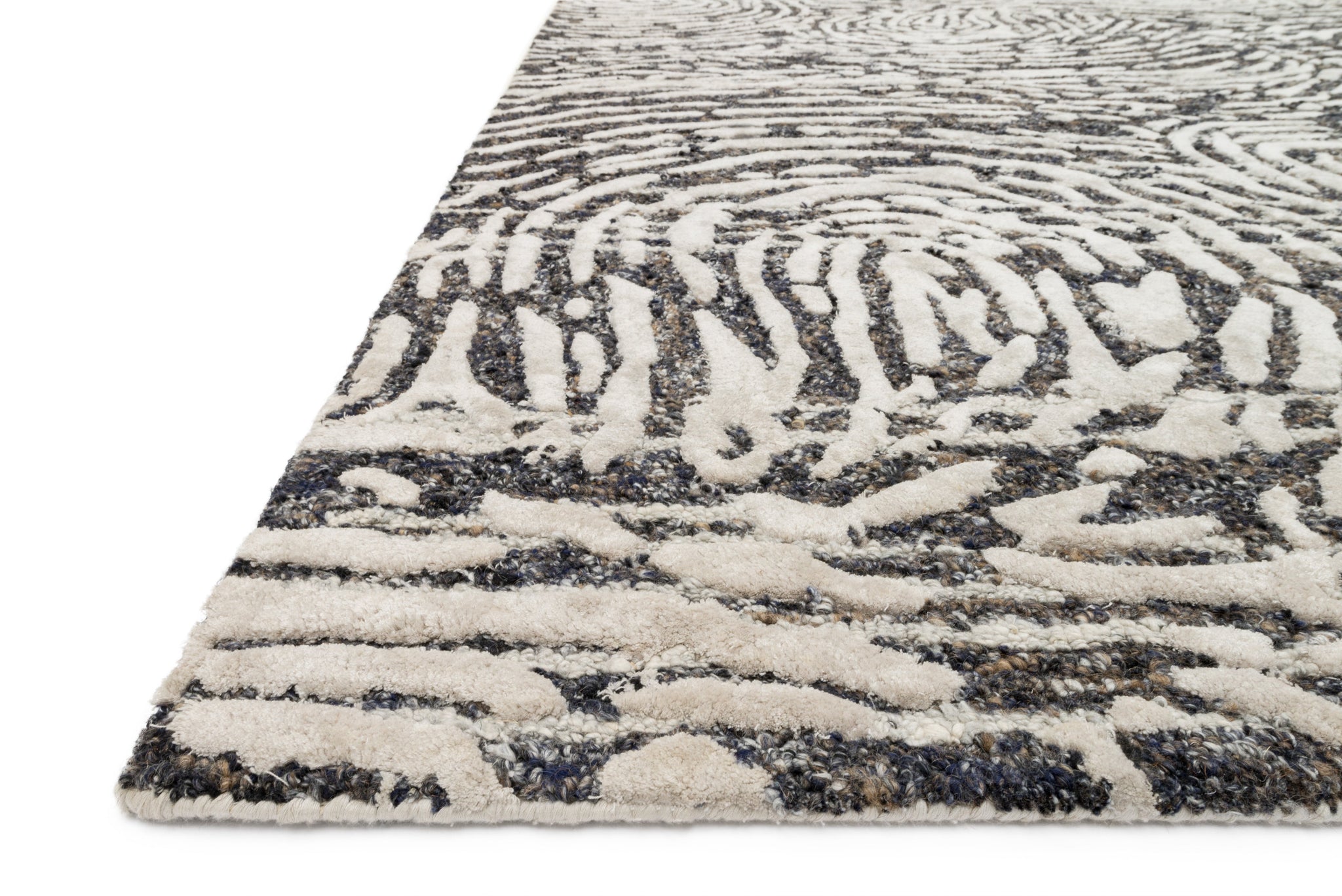 side view of Juneau Charcoal / Silver luxury Rug