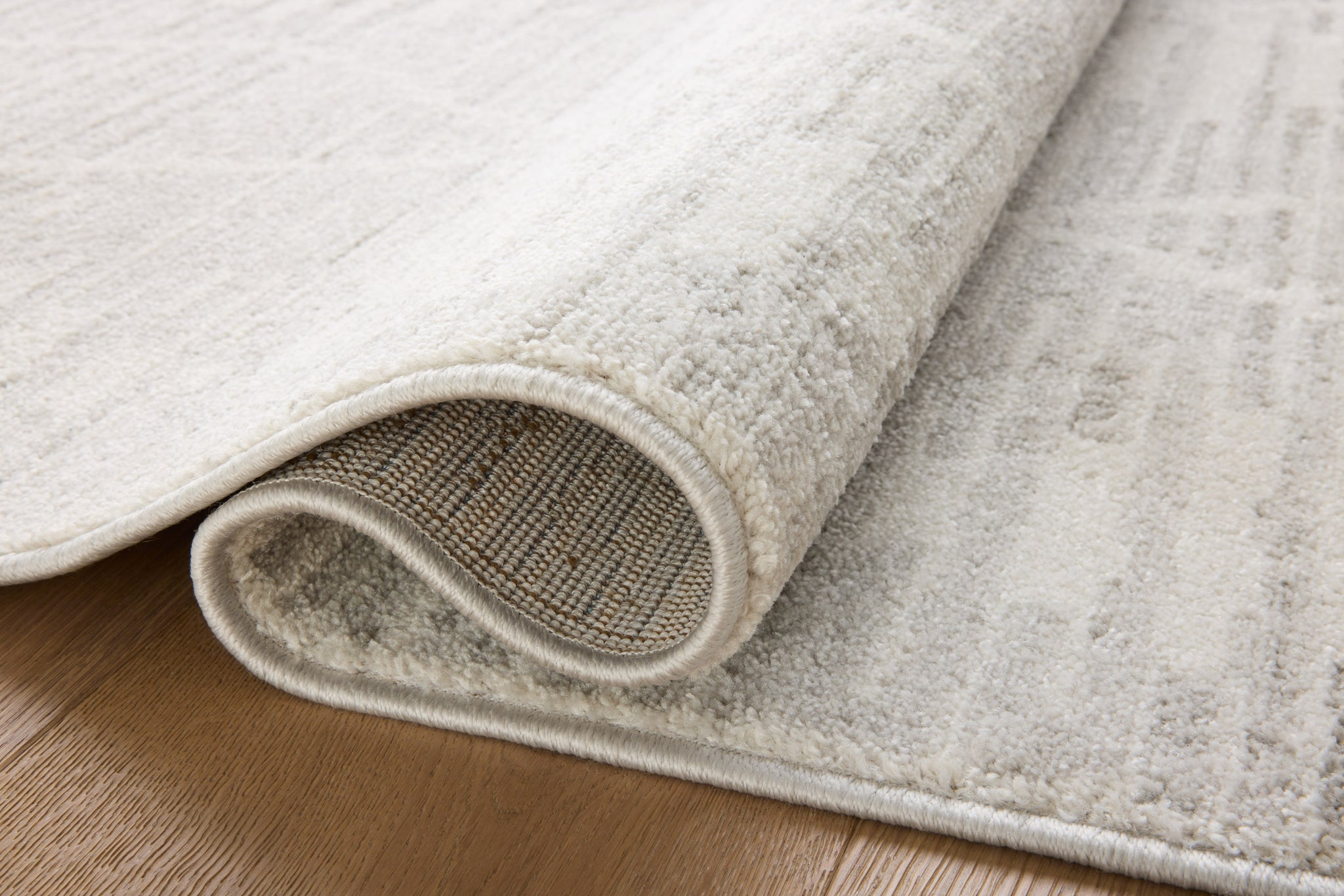 detail view of Kamala Ivory / Silver luxury Rug