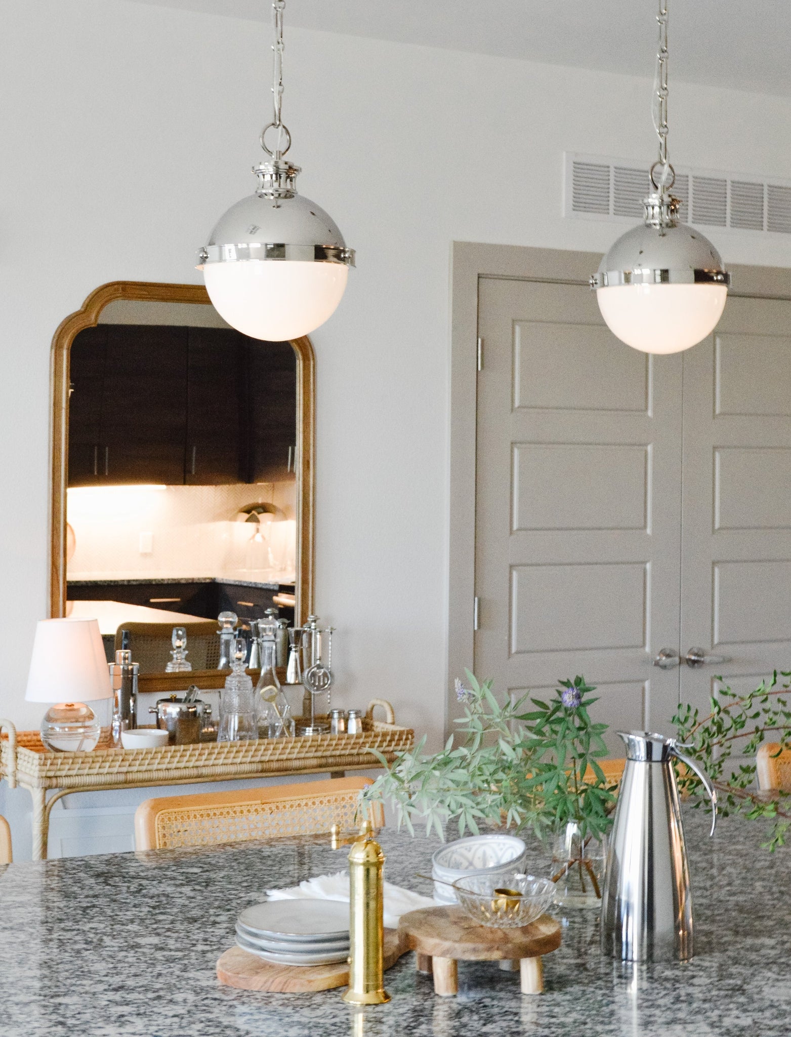 Nicole Table Lamp - Lifestyle [HL310201-PN]